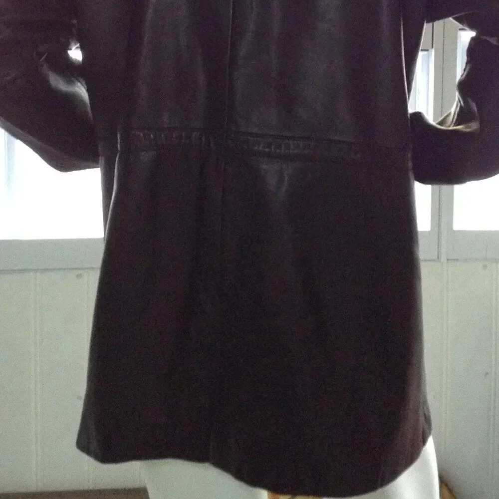 VINTAGE 1990's Talbot's Leather Coat; Large; Retro, Swagger, Eclectic Chic, warm - Picture 4 of 7